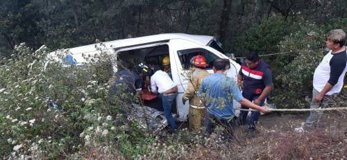 Seis personas fallecidas y 10 lesionadas en accidente vial en Nicolás Romero